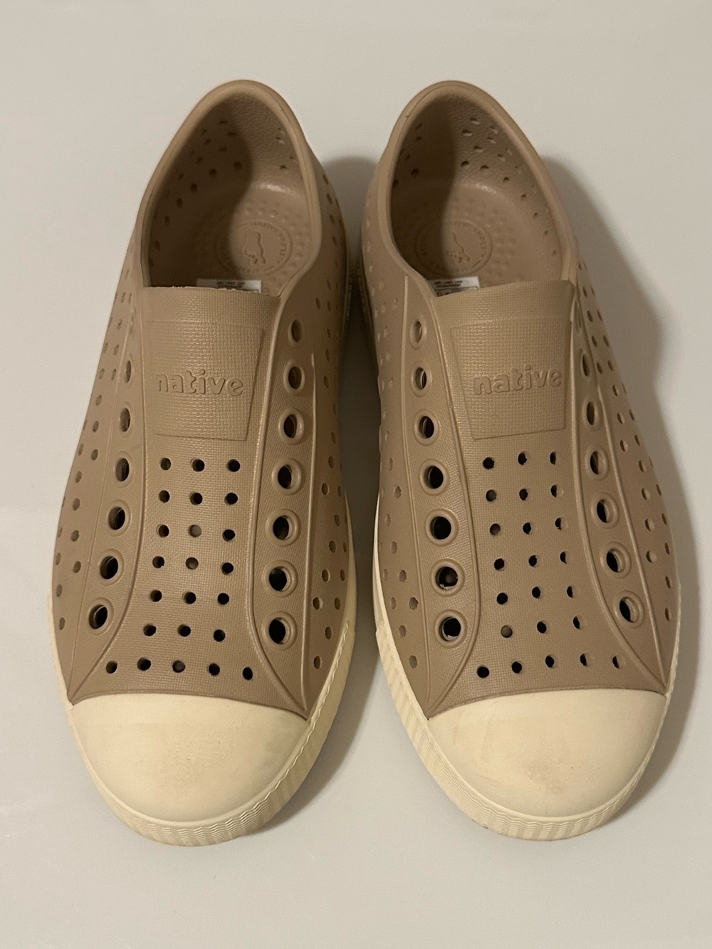 Native Jefferson Slip-On Shoes in Taupe Women's 5